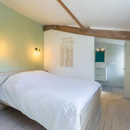 Grande Maison Avec Et Sans Vis-a-vis *