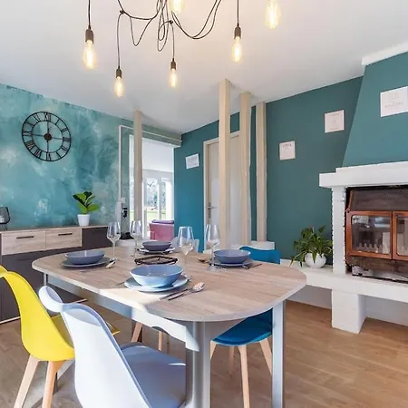 Grande Maison Avec Et Sans Vis-a-vis Tatil Evi