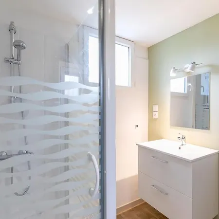 Grande Maison Avec Et Sans Vis-a-vis Tatil Evi