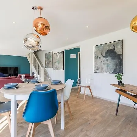 Grande Maison Avec Et Sans Vis-a-vis Tatil Evi *