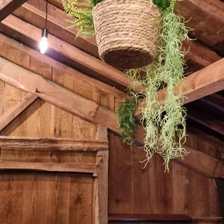 Grande Maison Avec Et Sans Vis-a-vis Laglorieuse