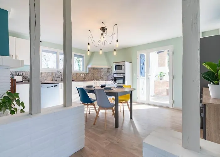 別荘 Grande Maison Avec Et Sans Vis-a-vis *