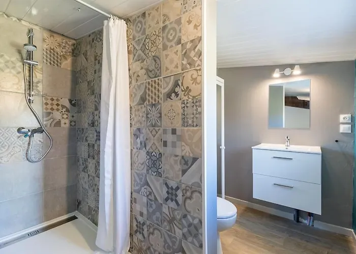 Grande Maison Avec Et Sans Vis-a-vis 別荘